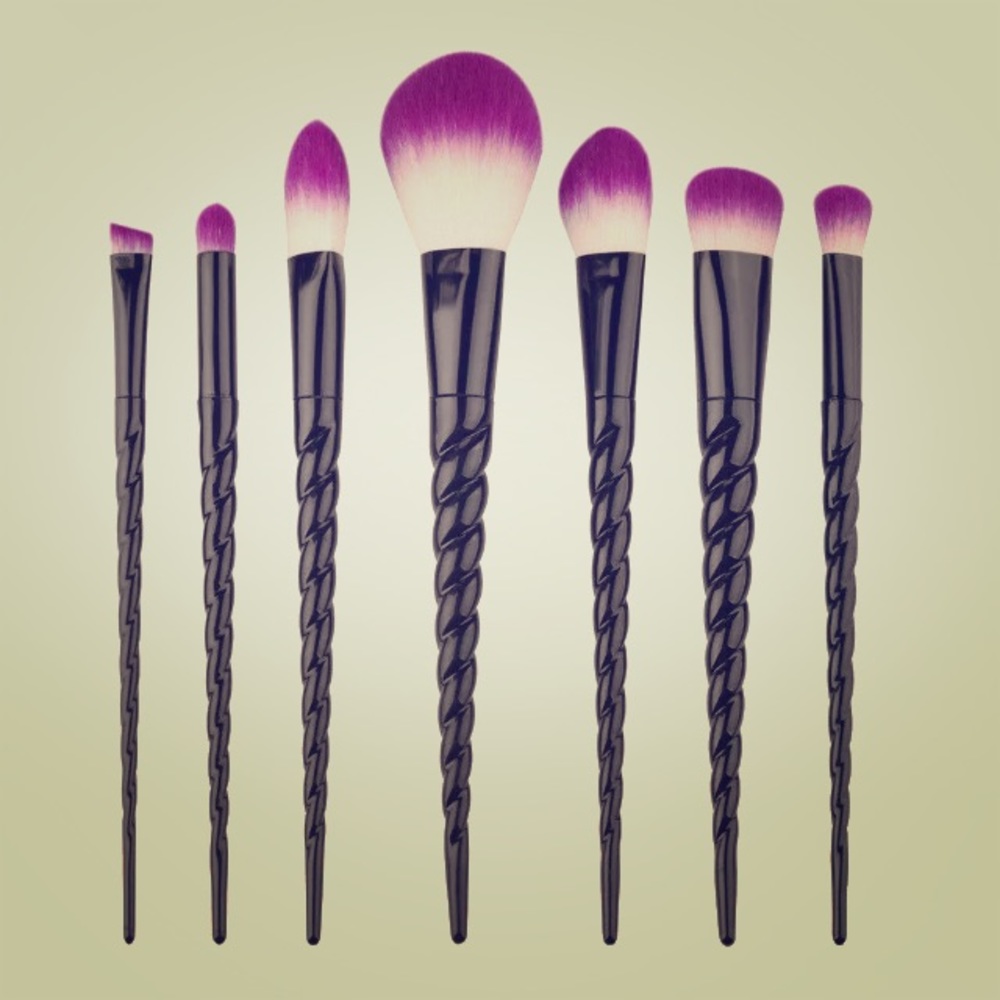 Black Unicorn 🦄 7pc Brush Set 🦄
